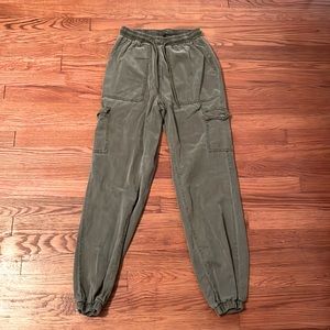 Seven drawstring cargo style elastic ankle relaxed joggers size S